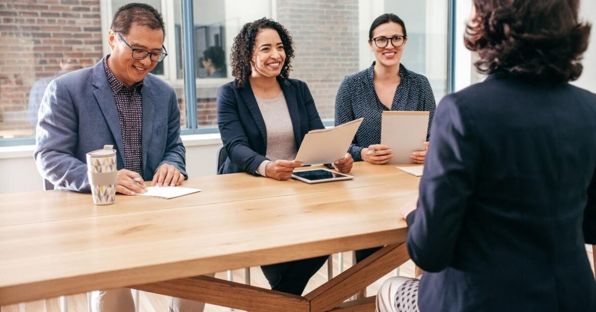 Cara Memperkenalkan Diri Semasa Temuduga